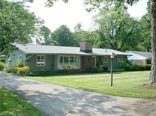 1682 Meadows Rd, Madison, OH 44057