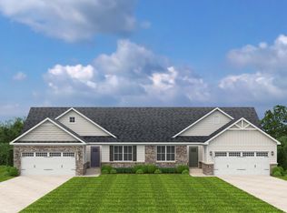 Via Luna Cir, Massillon, OH