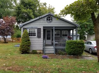 46 Harcourt Ave, South Kingstown, RI 02879