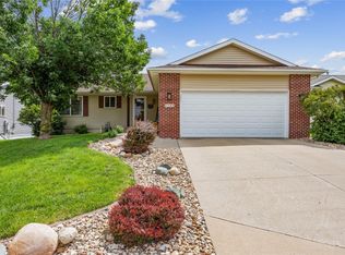 1103 Wolf Dr NW, Cedar Rapids, IA 52405