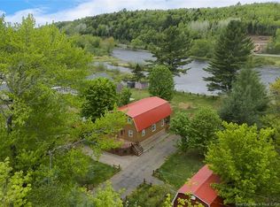 22 Cottage Ln, Saint Marys, NB E6C 1R9