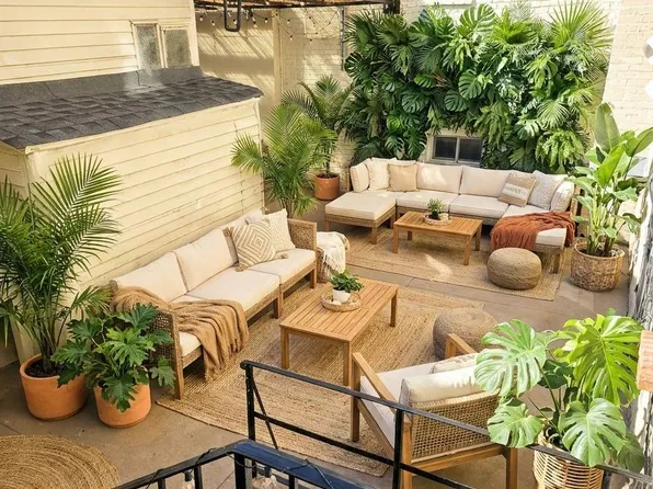 44-04 30th Ave #1R, Astoria, NY 11103