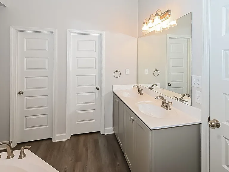 8105 Aiden Rd — Photo 9