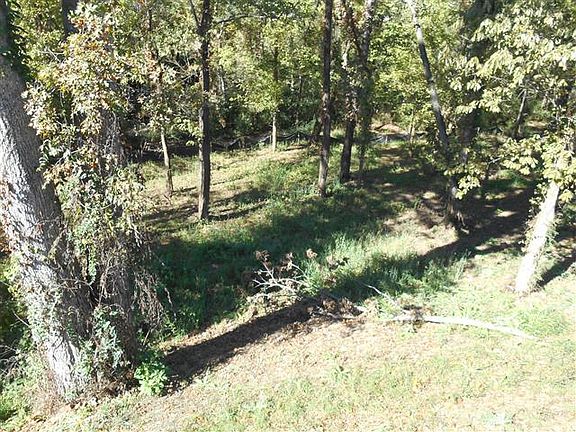 3rd image of 1415 Bolton Lot 91