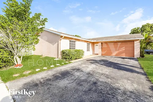 2366 NW 110th Ter Photo 1