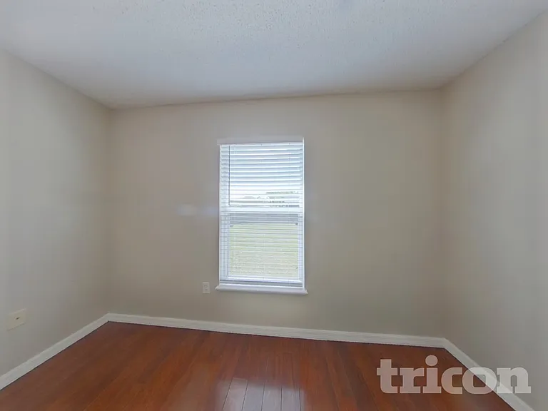 970 Cambridge Ct — Photo 13