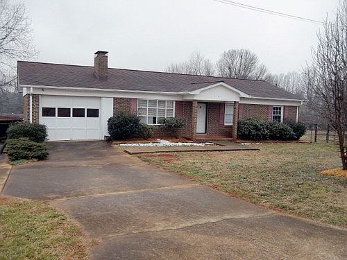 1st image of 6101 Len Dr