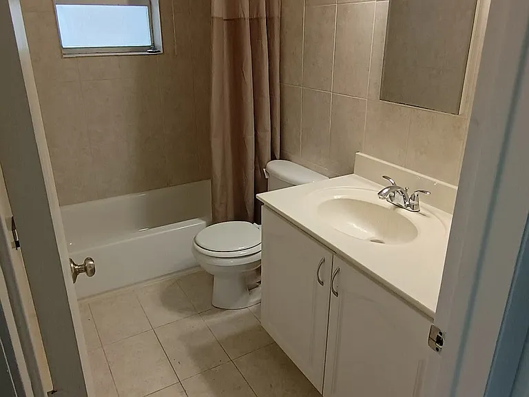 1441 Lincoln Rd #406 — Photo 7