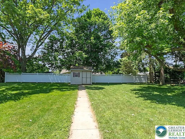 1516 N 27th St S — Photo 29