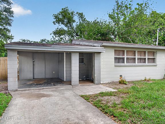 2nd image of 7933 BERRY Avenue