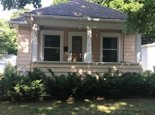 1825 Davis Ave, Lansing, MI 48910