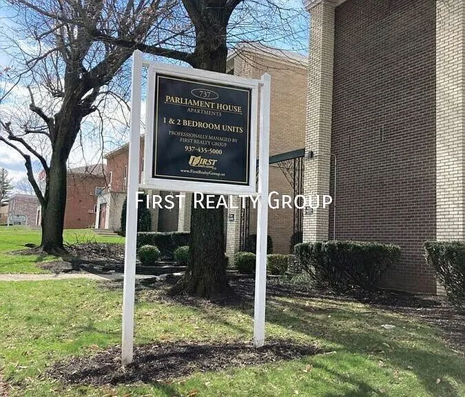 737 Wilmington Ave #18 — Photo 15