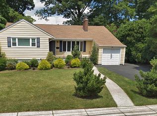 964 Oradell Ave, Oradell, NJ 07649