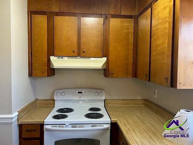 110 Mason Dr — Photo 12