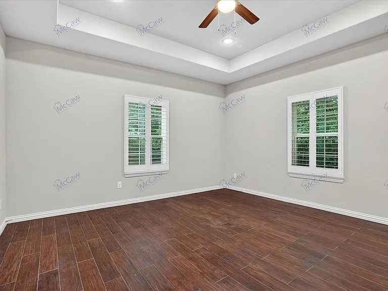 1310 Yale St — Photo 13