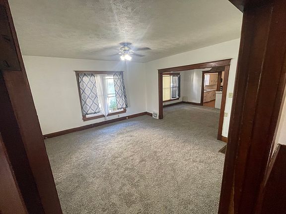 3rd image of 1728 Morton Ave