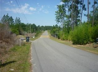 19414 Riverline Dr E, Saucier, MS 39574