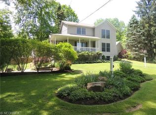 2820 Dock Side Rd, Lake Milton, OH 44429