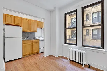 Rented by Cooper & Cooper Real Estate