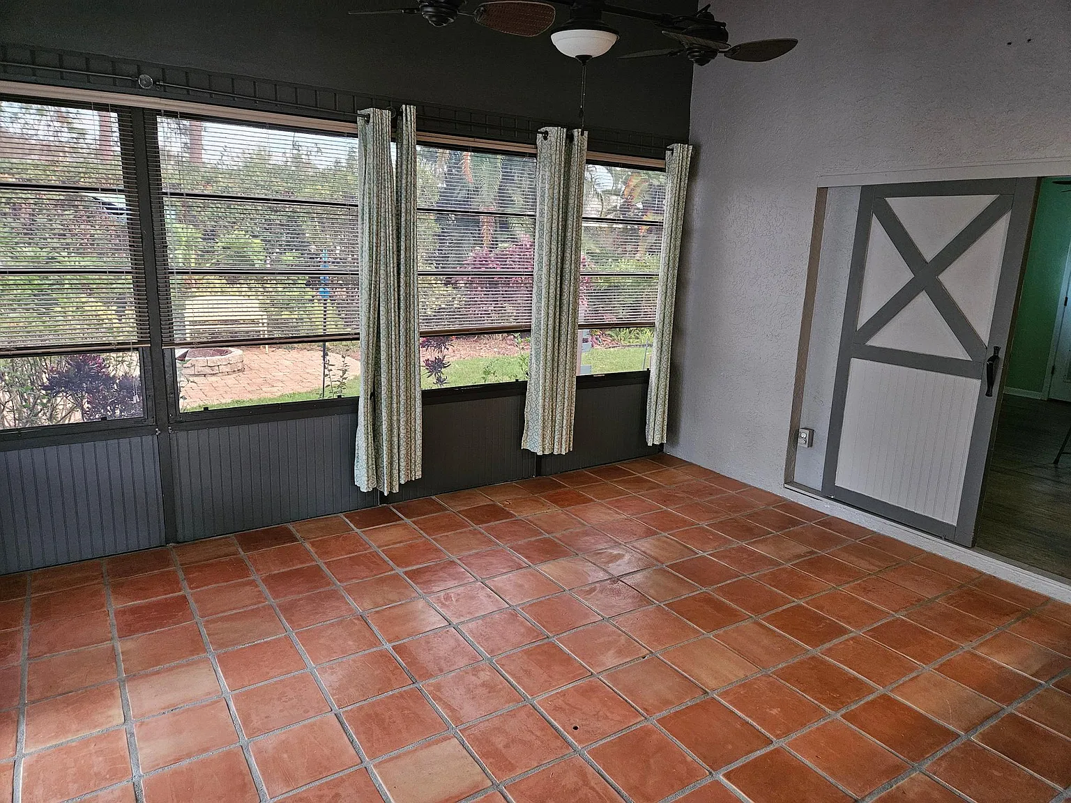 4200 Barbarossa Ave — Photo 4