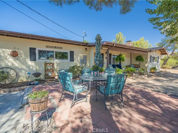 33305 Chamizo Calle, Agua Dulce, CA 91390