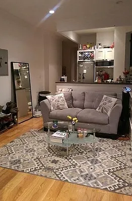 Rented by Westminster Management | media 28