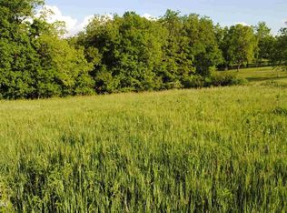 1137 N Clark Ln, Galena, IL 61036