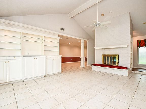 5th image of 3510 Linwood St