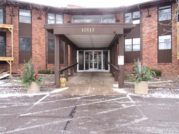 10113 W 34th St APT 334, Hopkins, MN 55305