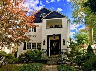 1 Brassie Ln, Bronxville, NY 10708