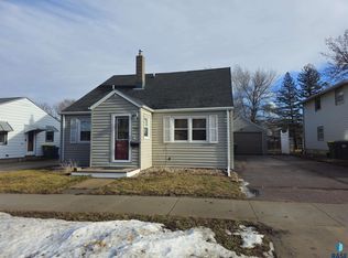 737 7th Ave SW, Pipestone, MN 56164