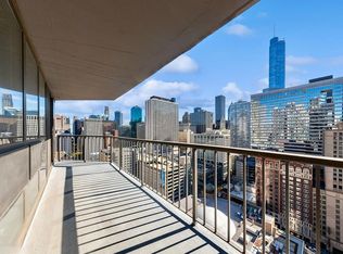10 E Ontario St UNIT 2711, Chicago, IL 60611