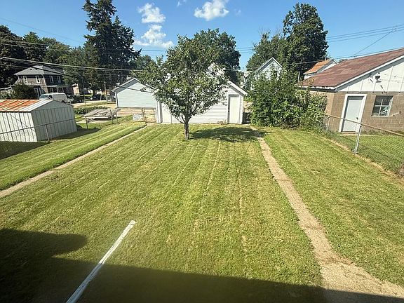2nd image of 205 & 207 18th Ave
