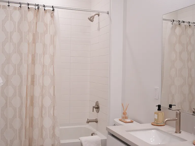 2466 Channel Dr #105 — Photo 21