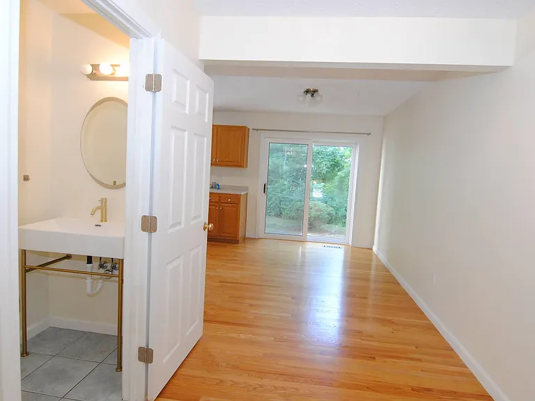 68 Georgetown Dr — Photo 15