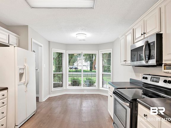 4th image of 14193 Canden Cir