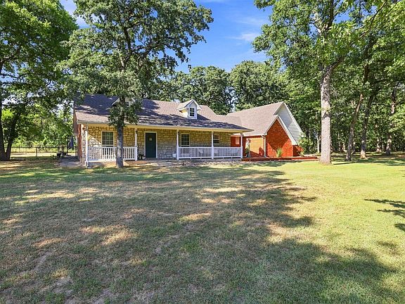 3rd image of 11952 N Woodlands Cir