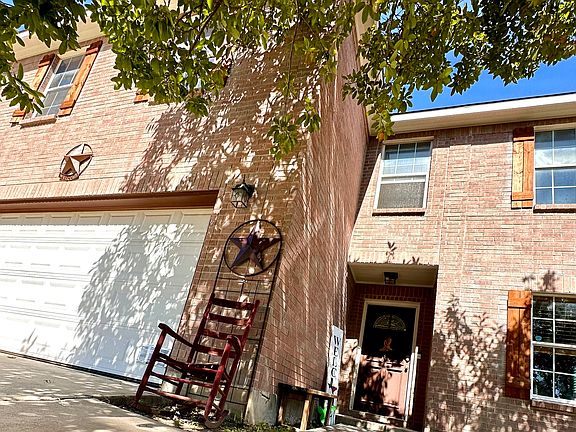 3rd image of 11011 DUBLIN PL
