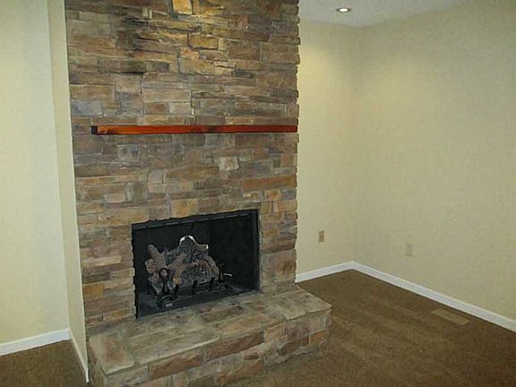 5th image of 4543 E Elmherst Dr