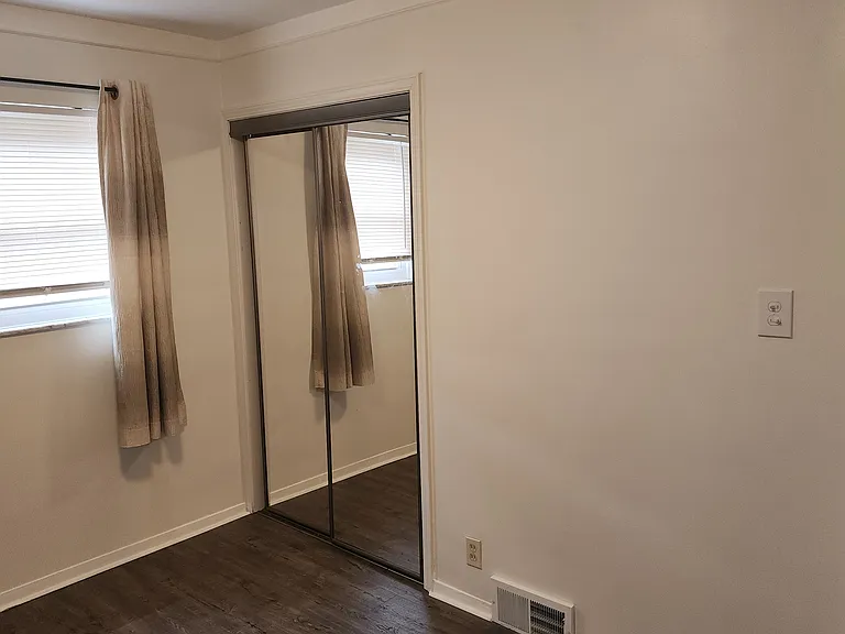 24634 Mabray Ave — Photo 12