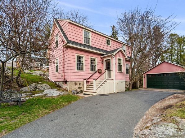 16 Waldron Ct