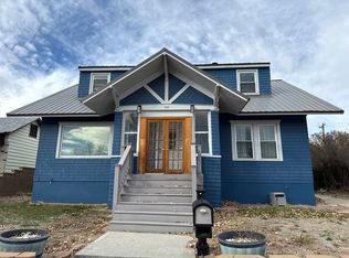 711 W Buffalo St, Rawlins, WY 82301