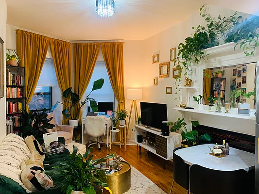 Rented by The Macon Realty | media 10