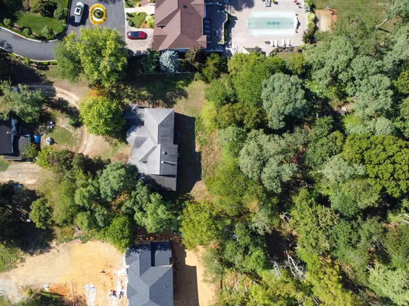 156 Sweetmans Lane, Manalapan, NJ 07726