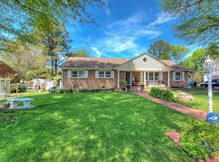 1106 Covington Rd, Colonial Heights, VA 23834