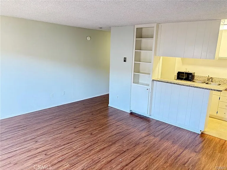 5585 E Pacific Coast Hwy #125 — Photo 15