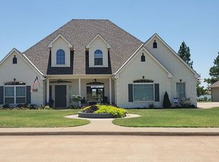 505 Southview Dr, Kingfisher, OK 73750