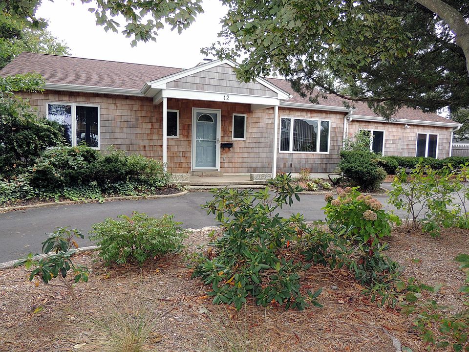 1st image of 12 Haines Cove Court