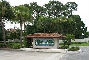 2nd image of 103 Parkside Pl #103