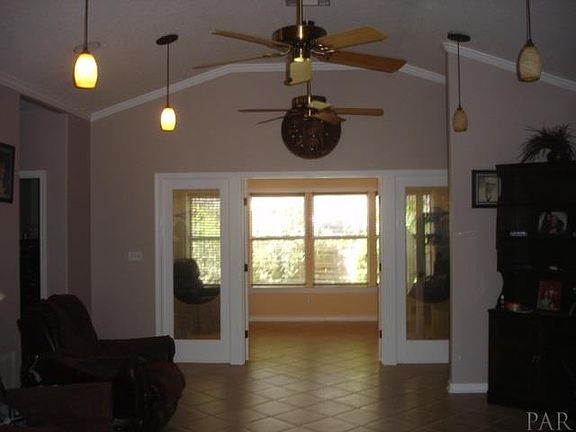 4th image of 10625 Mac Gregor Dr